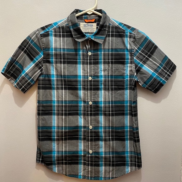 urban pipeline Other - Boys Button Down Shirt Urban Pipleline Size Medium